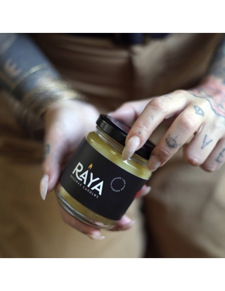 Pomegranate Black scented natural beeswax candle, jar