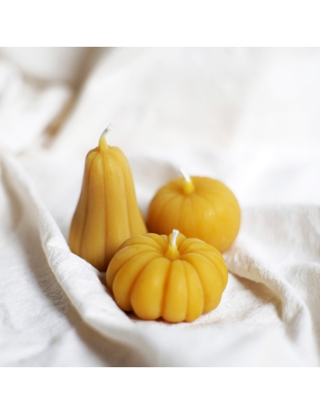 Natural Beeswax Ornamental Candle - Pumpkin Violin