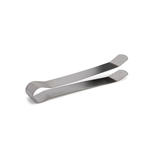 Pinch tool for extinguishing thin and tapper candles