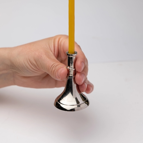 Versilberter Kerzenständer für schlanke Stumpenkerzen, konisch, Messing, kurze Größe