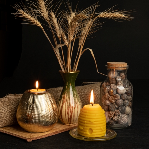 Natural Beeswax Large Candle - Bees Swarm, Knitted Hive