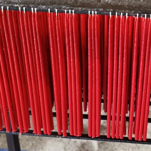 Red Dipped beeswax taper candles - 22cm, 9"