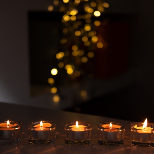 Natural Beeswax Tealight Candle - refills 24pcs box