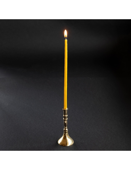 Kleiner goldfarbener Kerzenständer für schlanke Stumpenkerzen, konisch, Messing