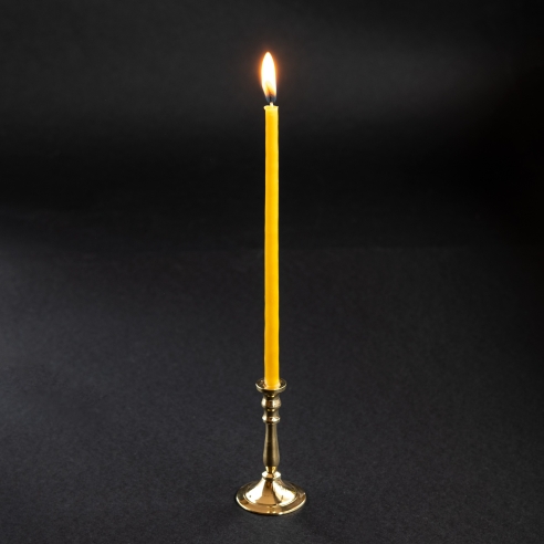 Gold-colored candlestick for thiny and slim tapper candles, conic, brass