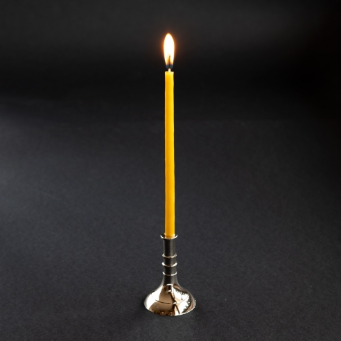 Versilberter Kerzenständer für schlanke Stumpenkerzen, konisch, Messing, kurze Größe